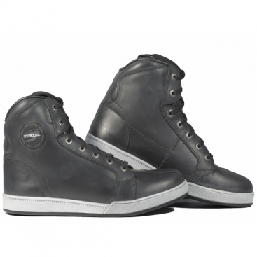 richa krazy horse boots review