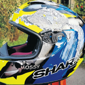 Chris Moss Crash Test - Shark Race-R Pro Chris Moss Crash Test - Shark Race-R Pro